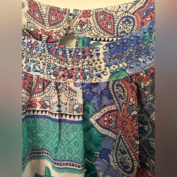 Cato floral flowy bedazzled tank top - Picture 4 of 6